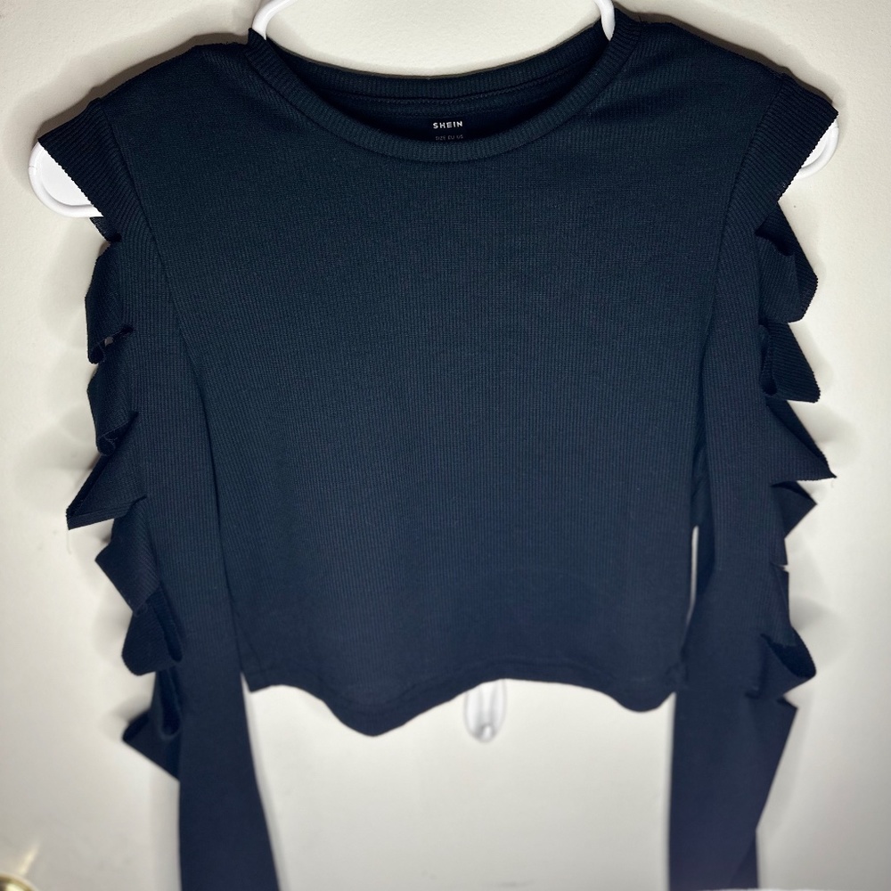 ICON BLK Ripped Form Fitted Crop Tee